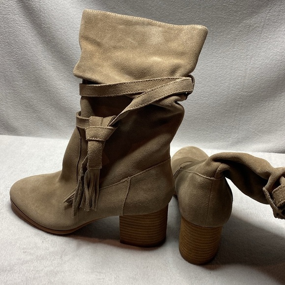 Tahari Johnny heeled leather boots size 8.5 - Picture 7 of 8